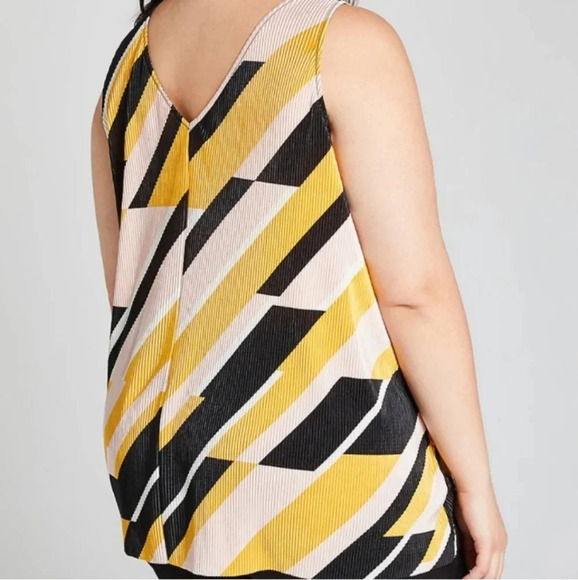 Lane Bryant Geo Textured Swing Tank‎ Top Color Block Size 26 / 28 - Picture 3 of 11
